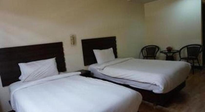 Ponburi Hotel Nan Zewnętrze zdjęcie