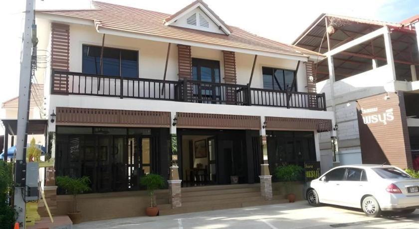 Ponburi Hotel Nan Zewnętrze zdjęcie