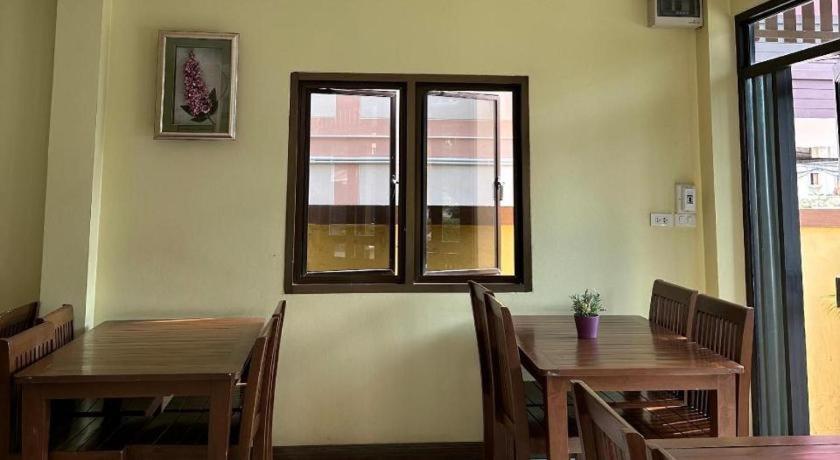 Ponburi Hotel Nan Zewnętrze zdjęcie