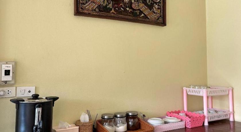 Ponburi Hotel Nan Zewnętrze zdjęcie